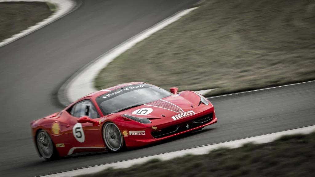 2011 Ferrari 458 Italia - Image 8 of 31
