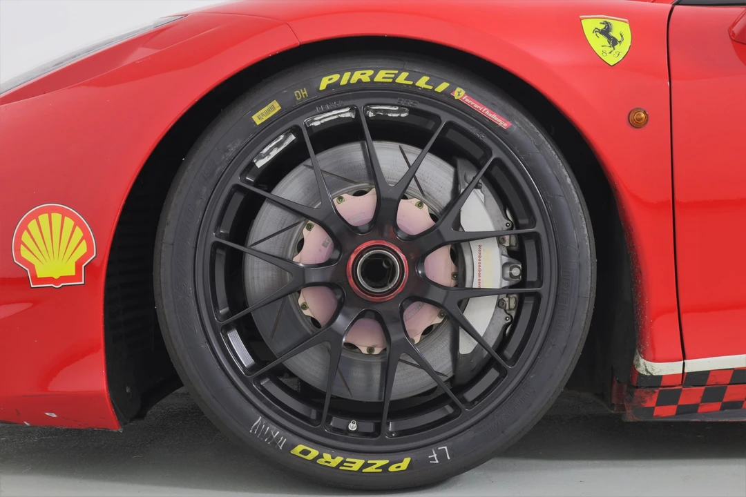 2011 Ferrari 458 Italia - Image 19 of 31