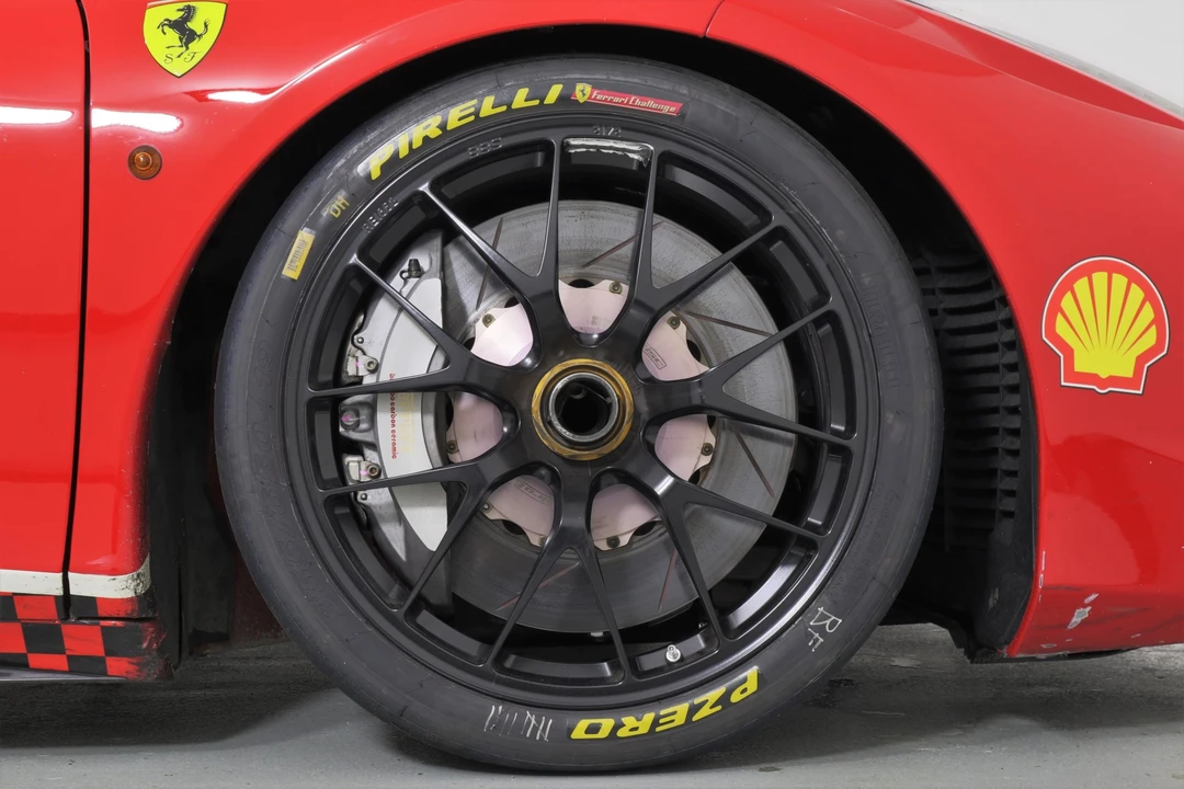 2011 Ferrari 458 Italia - Image 22 of 31