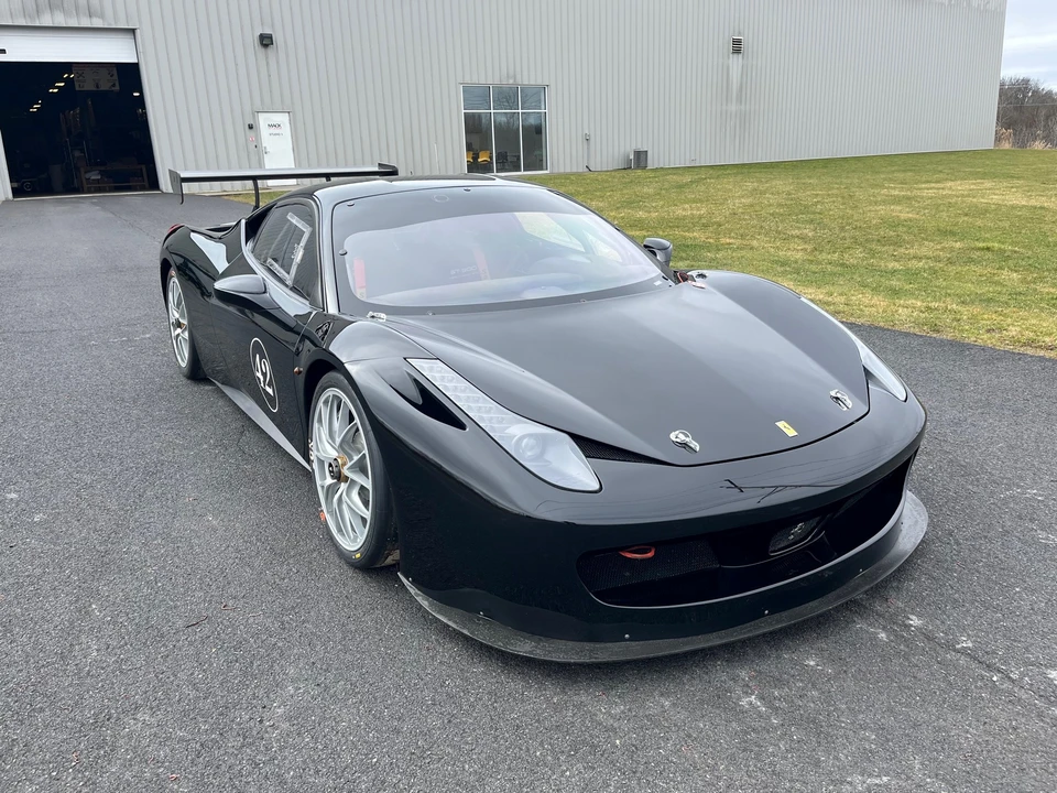 2011 Ferrari 458 - Image 2 of 31