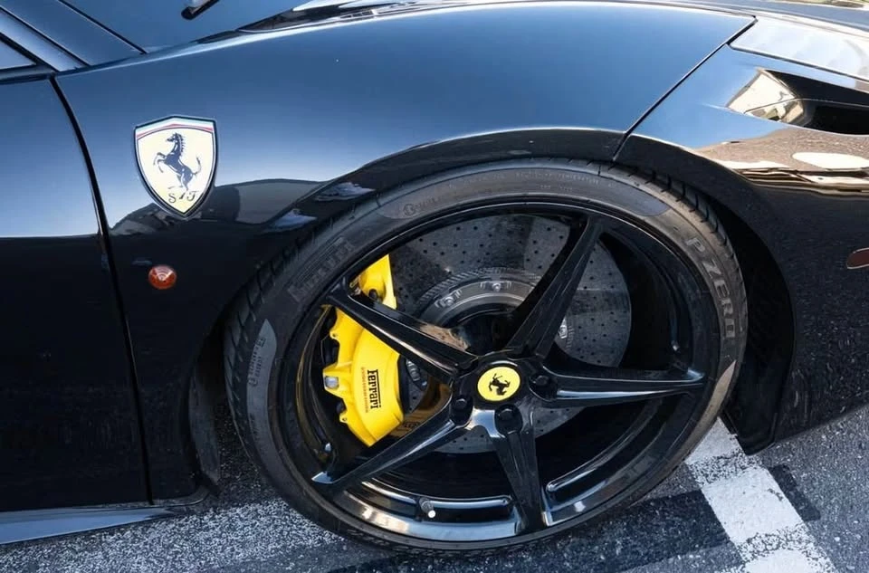 2011 Ferrari 458 Italia - Image 11 of 19