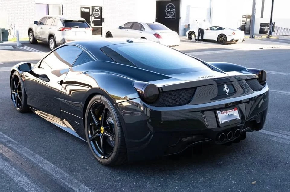2011 Ferrari 458 Italia - Image 9 of 19