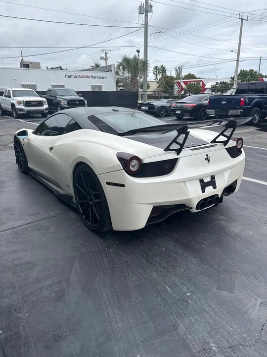 2011 Ferrari 458 Italia - Image 2 of 3
