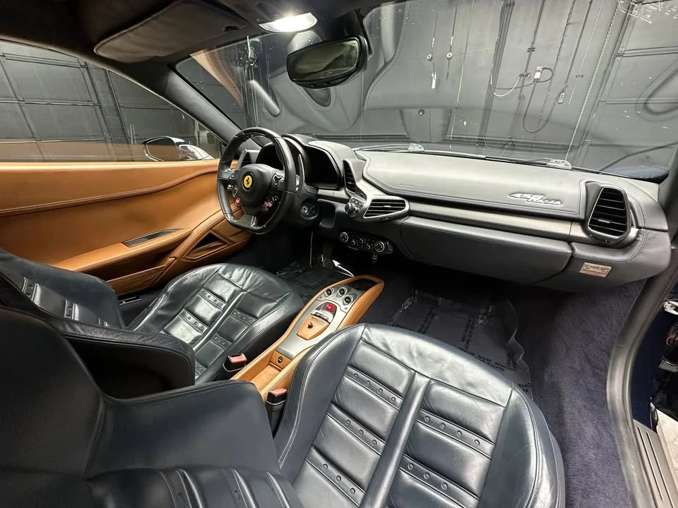 2011 Ferrari 458 Italia - Image 10 of 18
