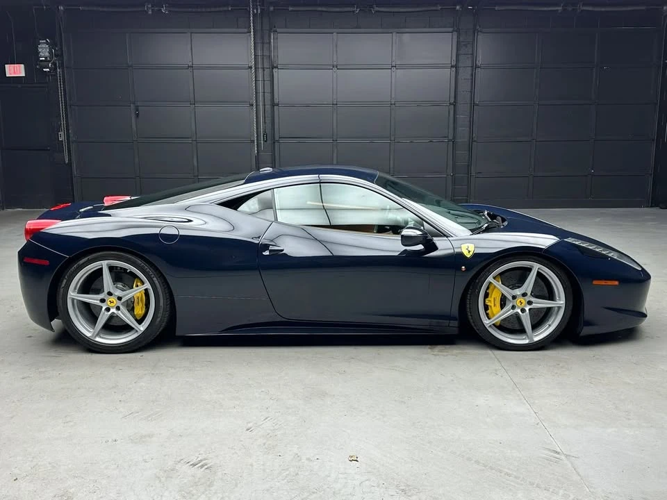 2011 Ferrari 458 Italia - Image 6 of 18