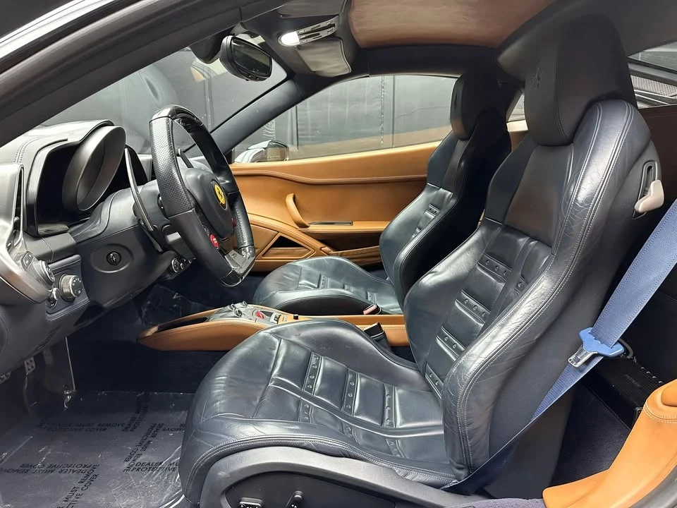 2011 Ferrari 458 Italia - Image 9 of 18