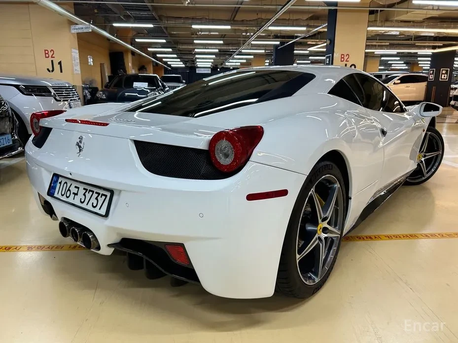 2011 Ferrari 458 Italia - Image 5 of 18