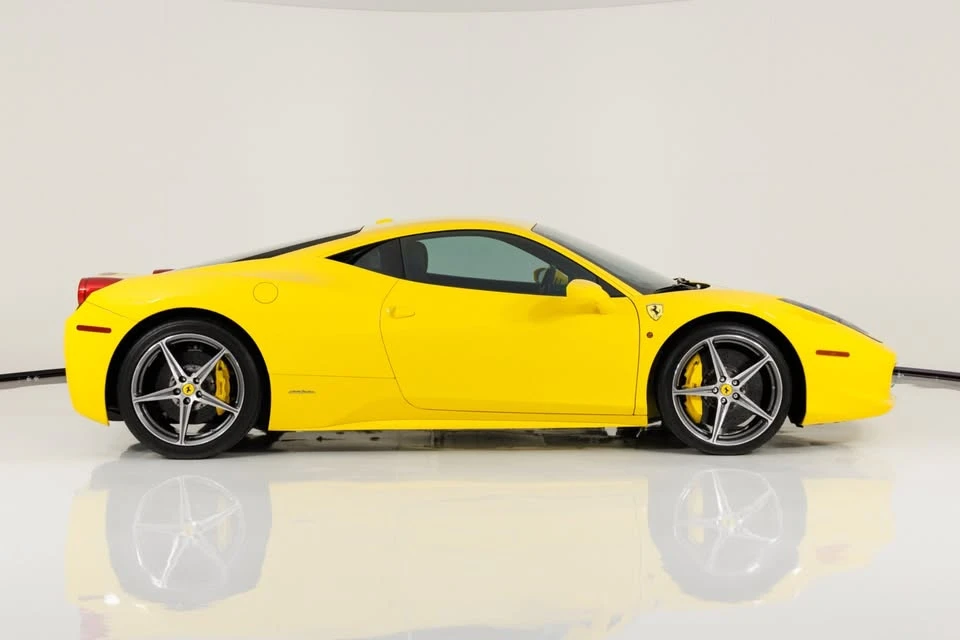 2011 Ferrari 458 Italia - Image 2 of 20