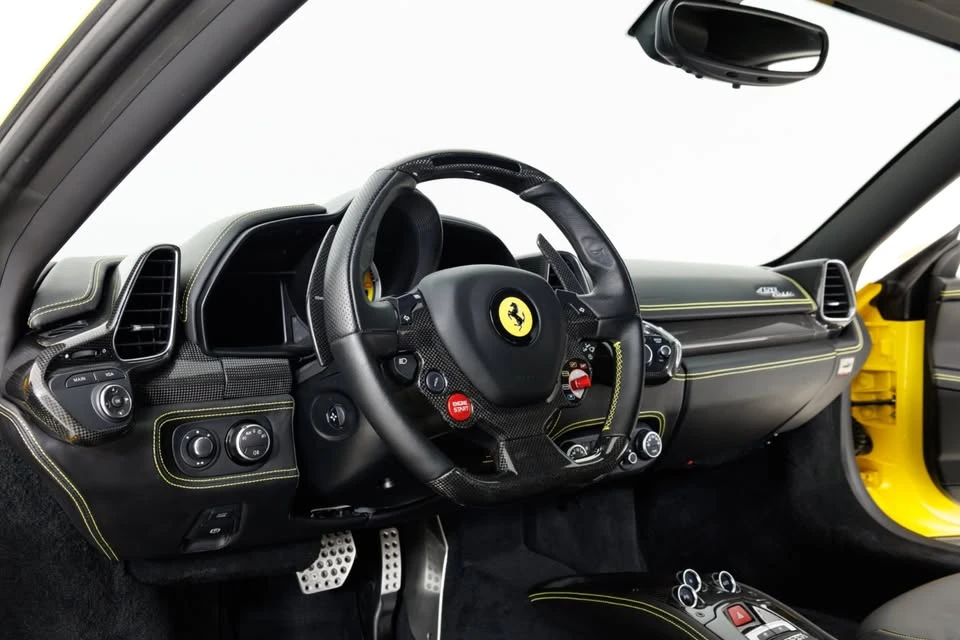 2011 Ferrari 458 Italia - Image 11 of 20