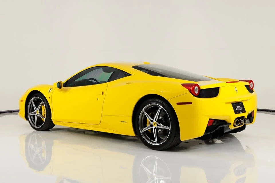 2011 Ferrari 458 Italia - Image 5 of 20