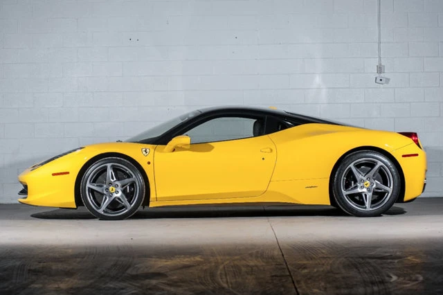 2011 Ferrari 458 Italia - Image 2 of 10
