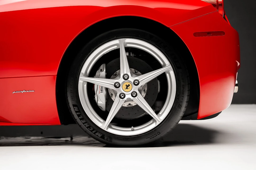 2011 Ferrari 458 Italia - Image 22 of 31