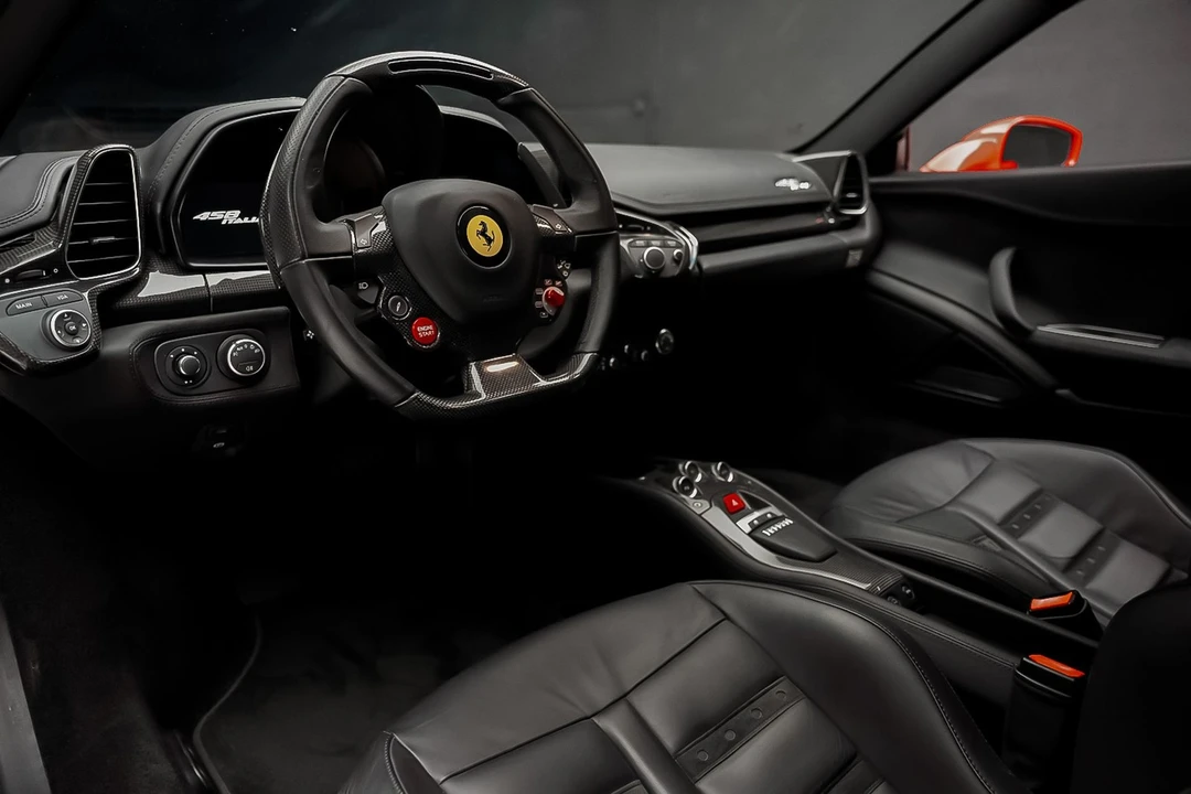 2011 Ferrari 458 Italia - Image 2 of 31