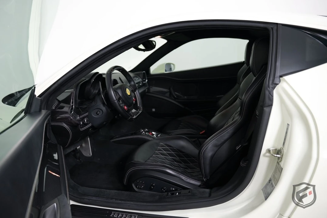 2011 Ferrari 458 Italia - Image 13 of 31