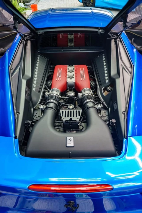 2011 Ferrari 458 Italia - Image 9 of 10