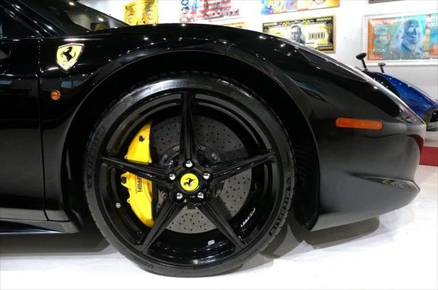 2011 Ferrari 458 Italia - Image 9 of 21