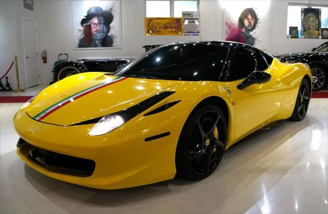 2011 Ferrari 458 Italia - Image 4 of 12