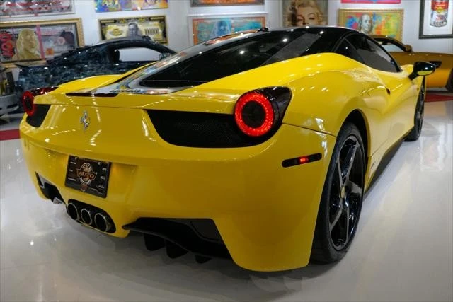 2011 Ferrari 458 Italia - Image 8 of 12