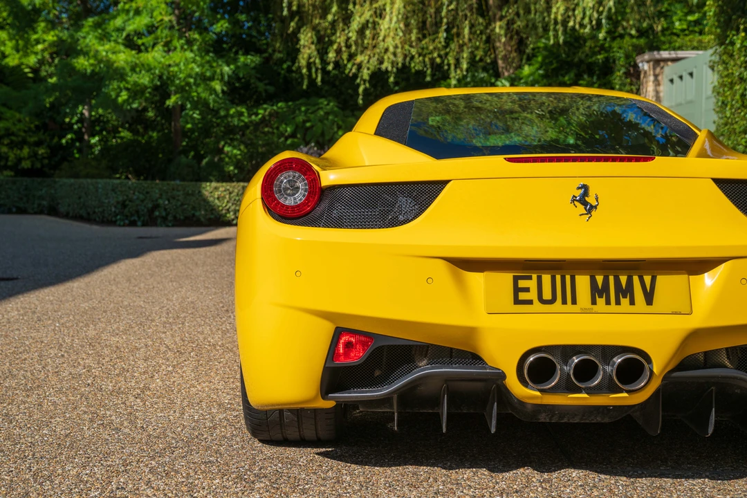2011 Ferrari 458 Italia - Image 17 of 31
