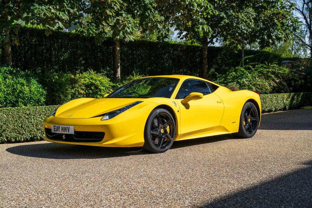 2011 Ferrari 458 Italia - Image 9 of 31