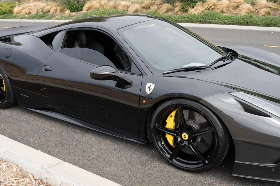 2011 Ferrari 458 Italia - Image 5 of 20