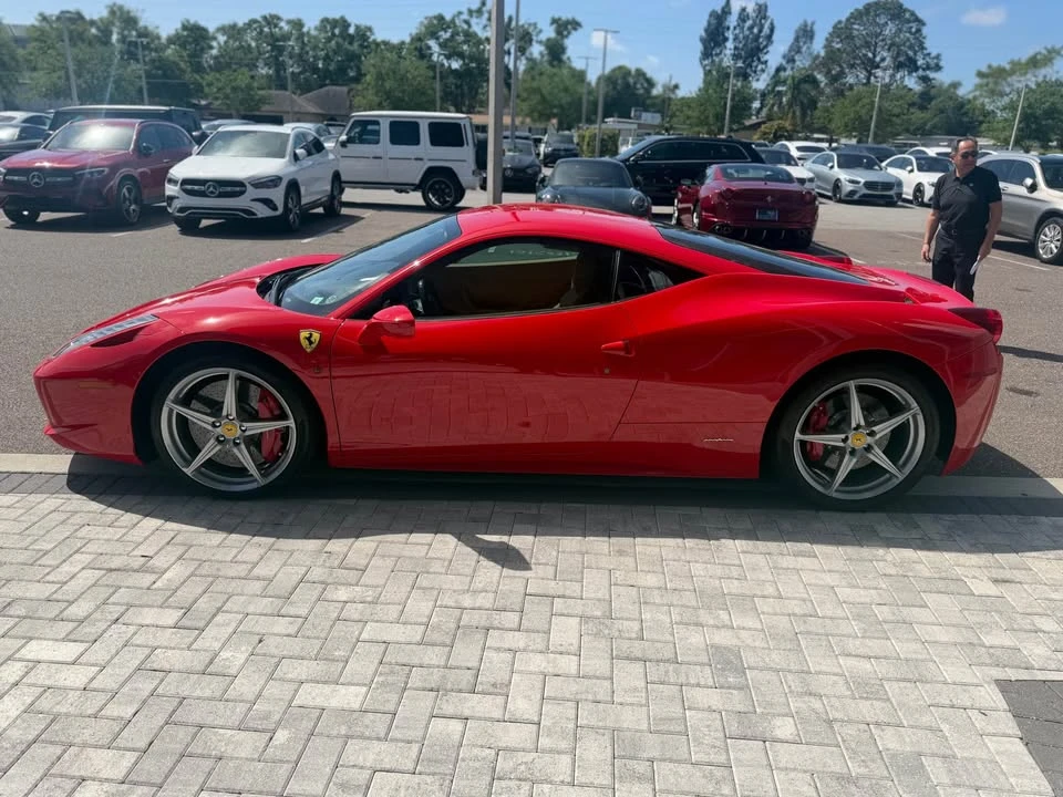 2011 Ferrari 458 Italia - Image 7 of 15