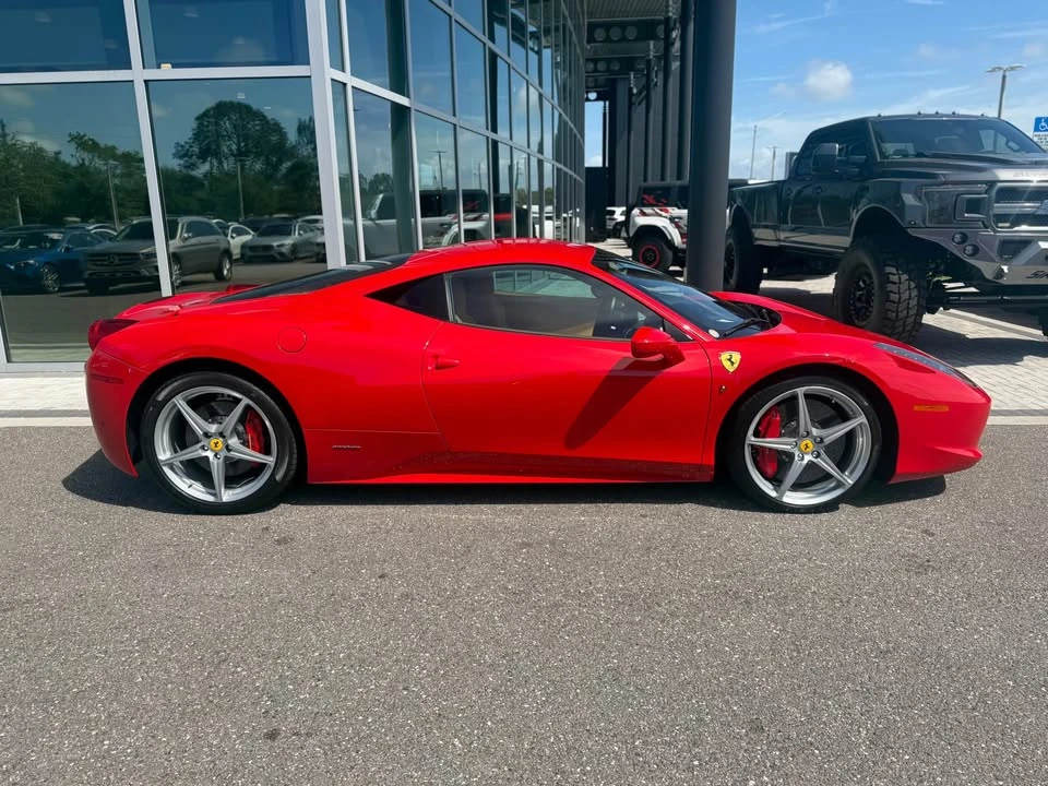 2011 Ferrari 458 Italia - Image 2 of 15