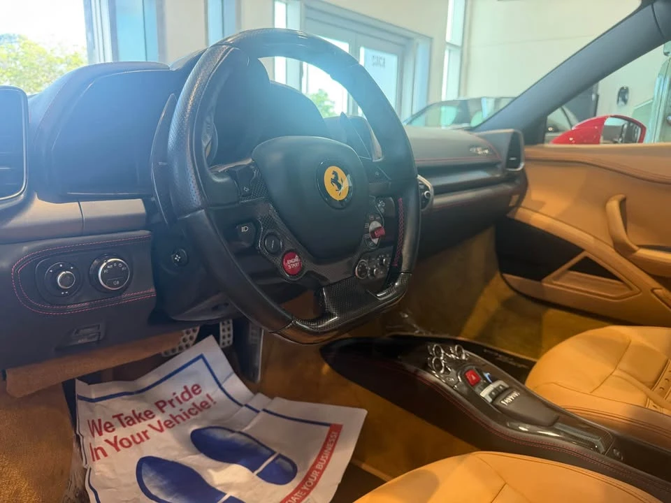 2011 Ferrari 458 Italia - Image 13 of 15