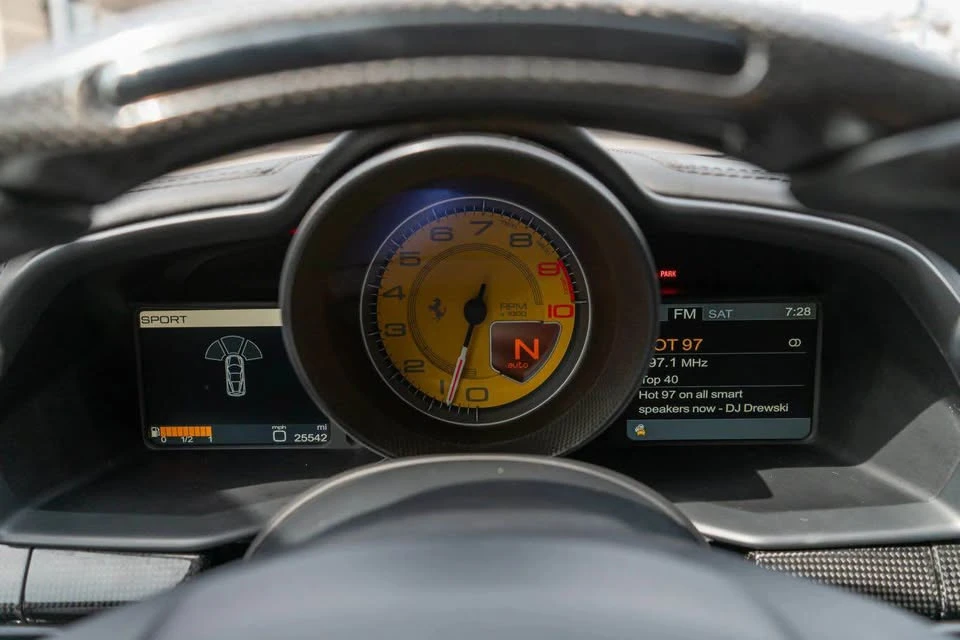 2011 Ferrari 458 Italia - Image 12 of 16