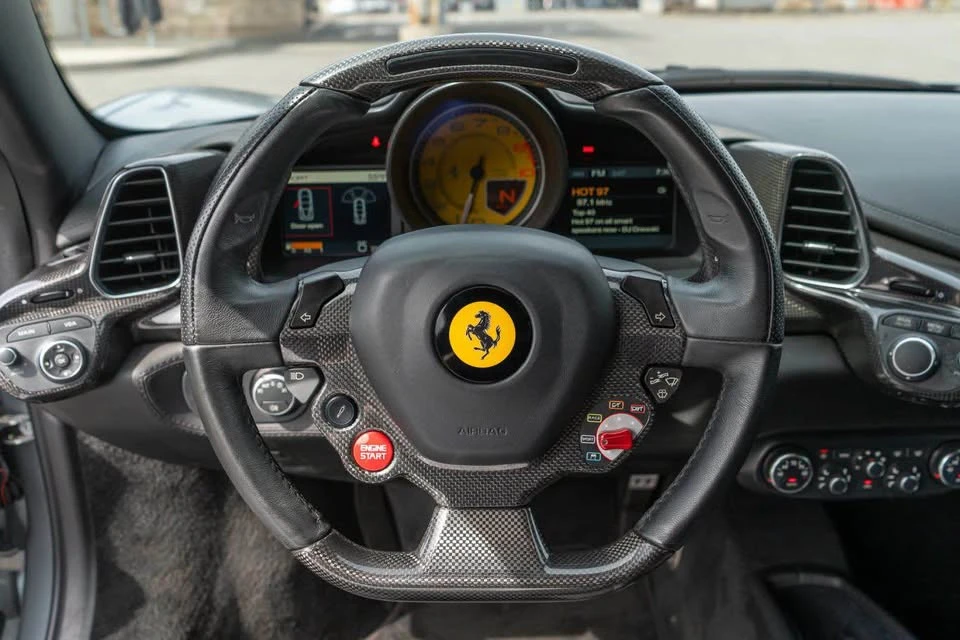 2011 Ferrari 458 Italia - Image 11 of 16