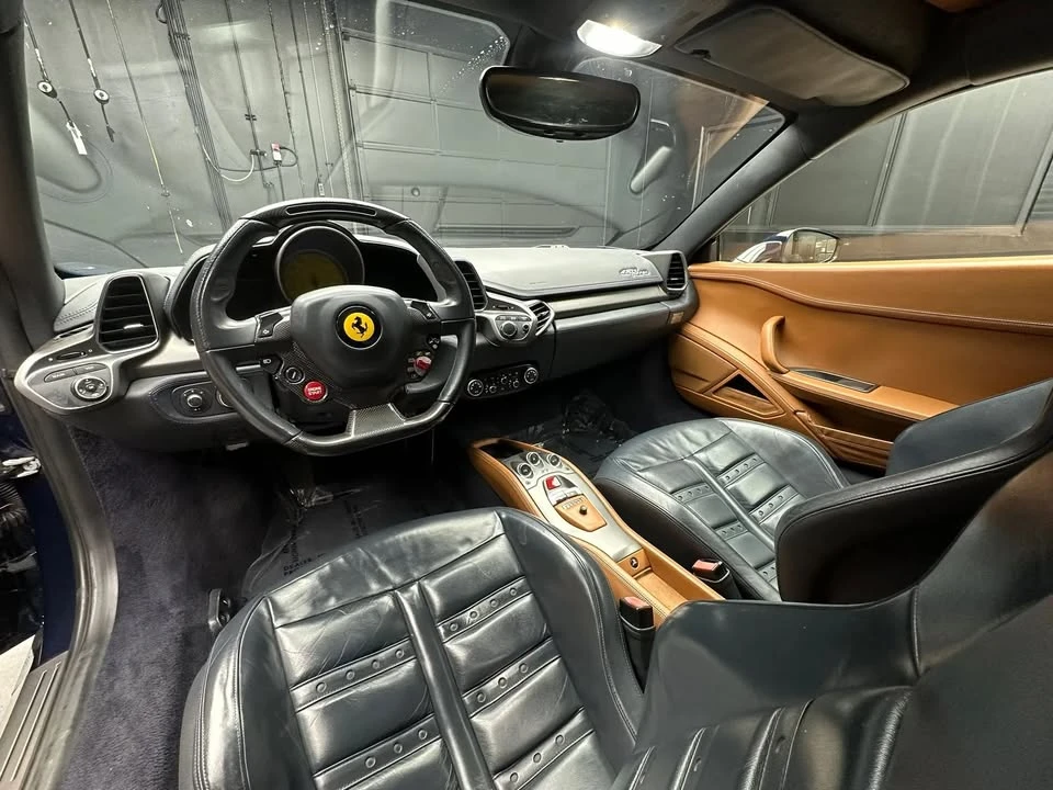 2011 Ferrari 458 Italia - Image 8 of 13