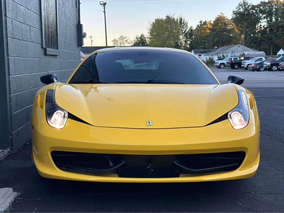 2011 Ferrari 458 Italia - Image 2 of 11