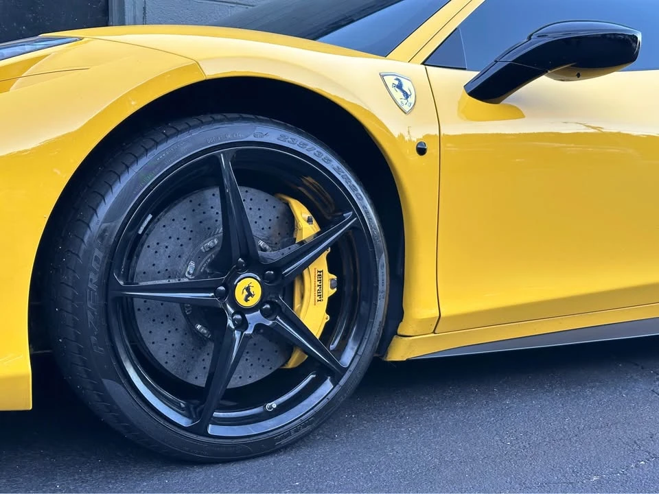 2011 Ferrari 458 Italia - Image 4 of 11