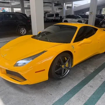 2011 Ferrari 458 Italia Coupe