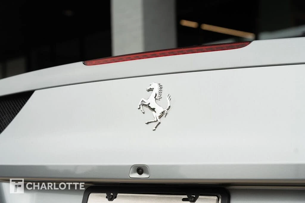 2011 Ferrari 458 Italia - Image 17 of 31