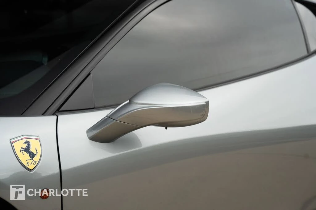 2011 Ferrari 458 Italia - Image 8 of 31