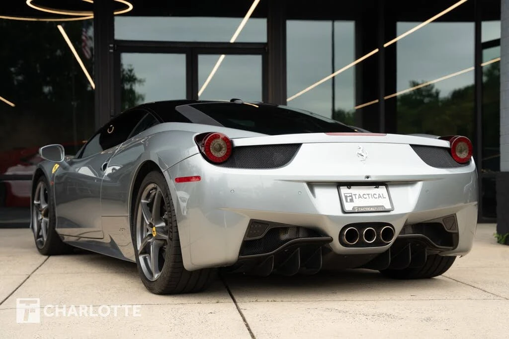 2011 Ferrari 458 Italia - Image 13 of 31