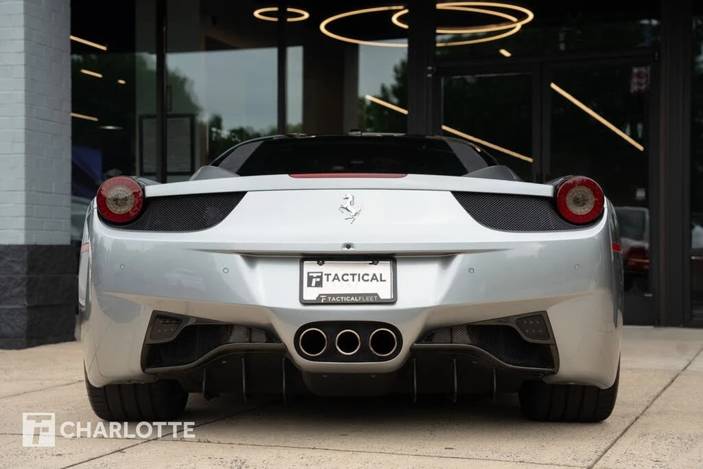 2011 Ferrari 458 Italia - Image 15 of 31