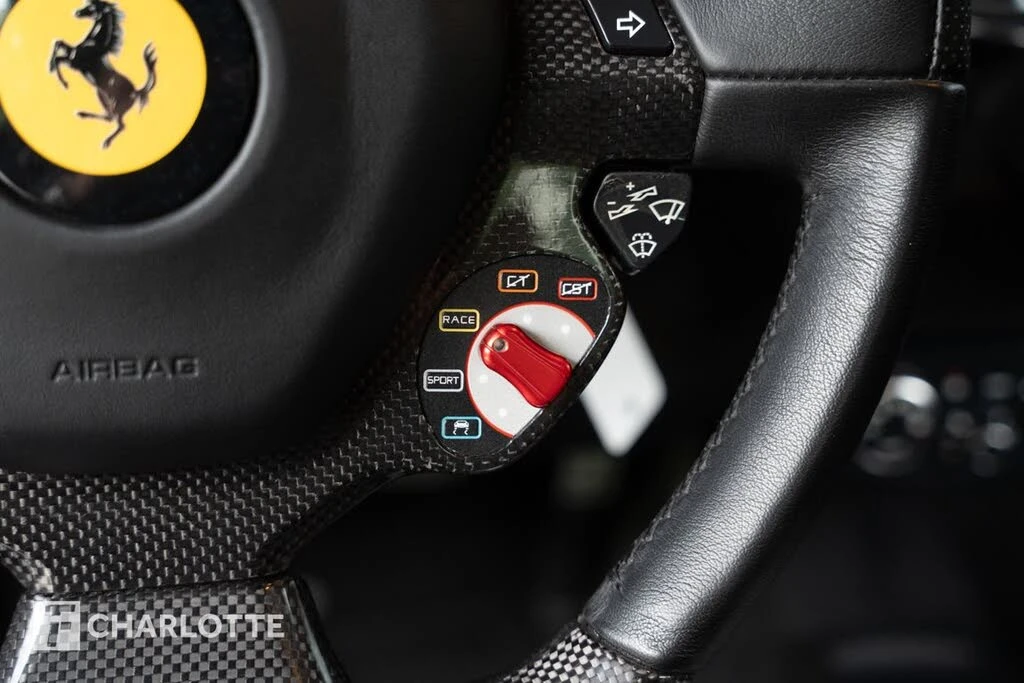2011 Ferrari 458 Italia - Image 26 of 31