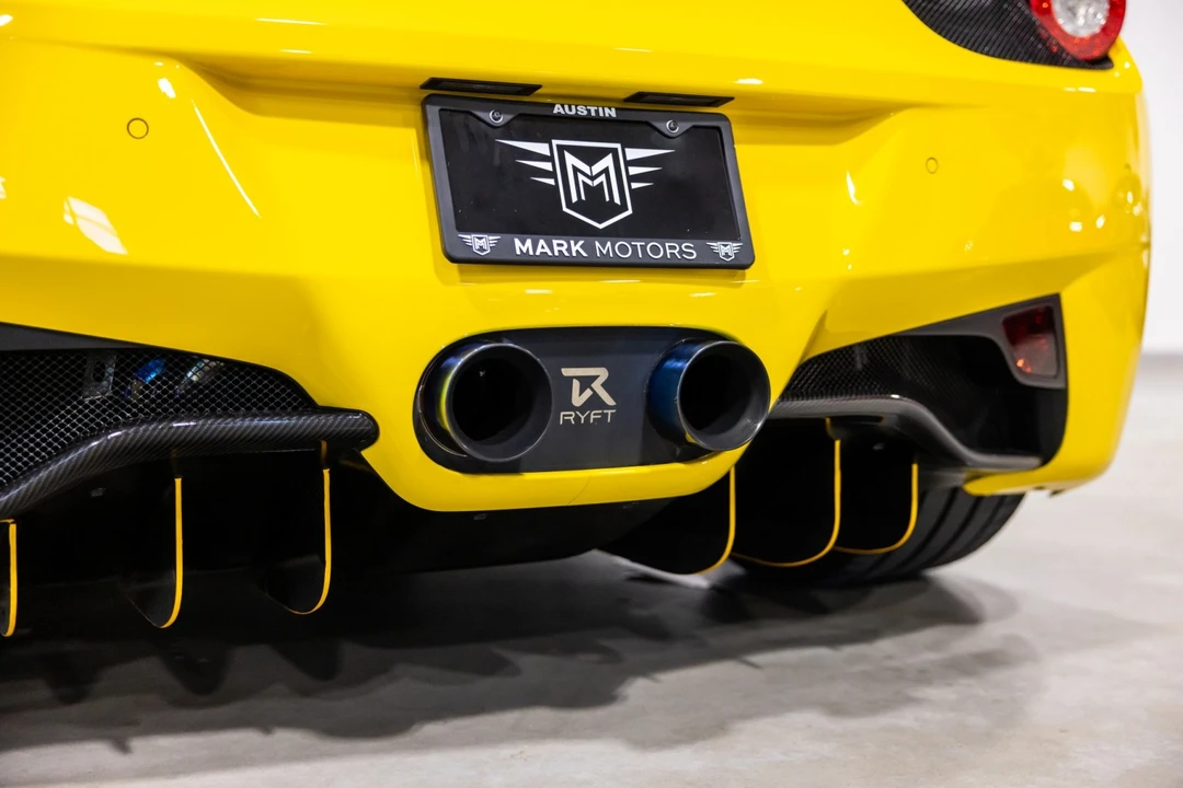 2011 Ferrari 458 Italia - Image 17 of 31