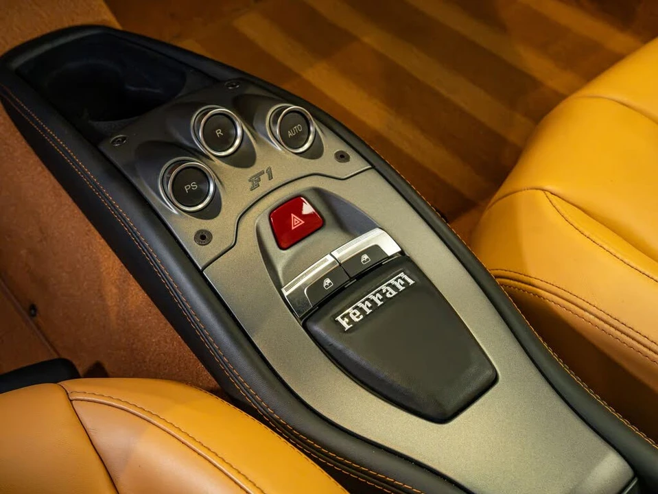 2011 Ferrari 458 Italia - Image 15 of 24