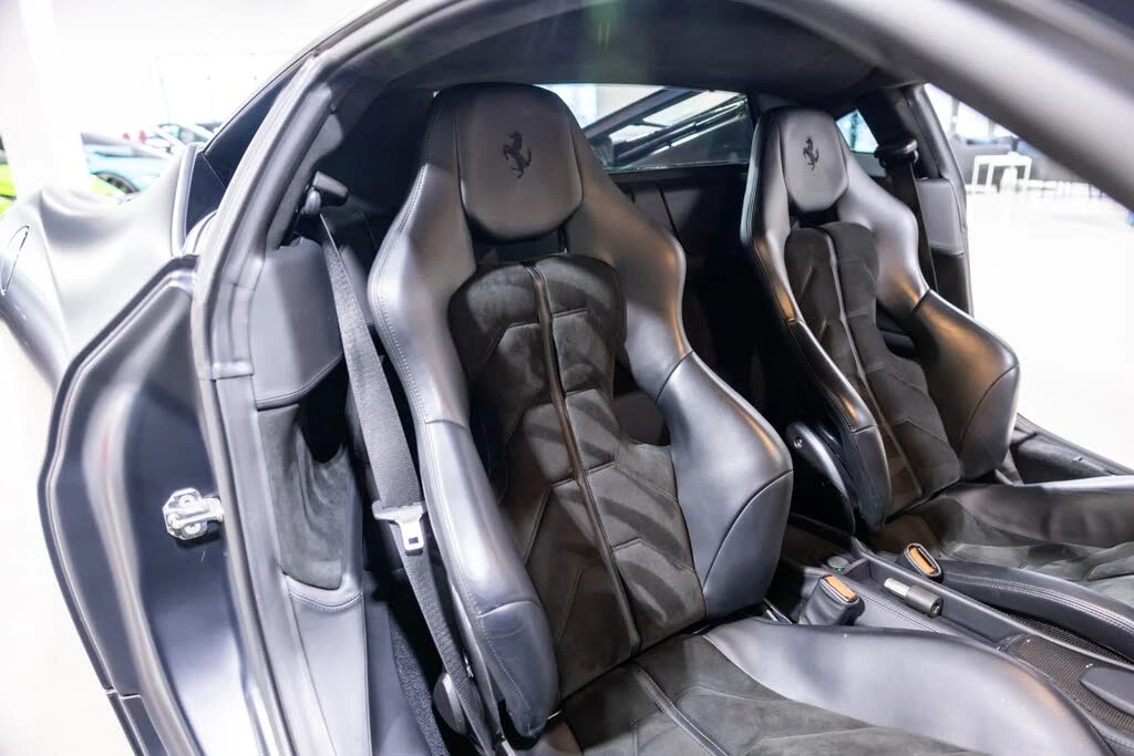 2011 Ferrari 458 Italia - Image 29 of 31