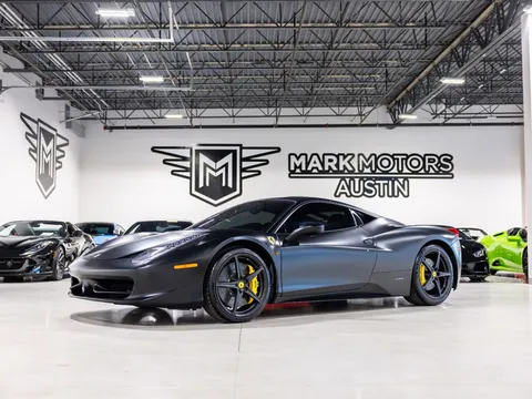 2011 Ferrari 458 Italia Coupe RWD