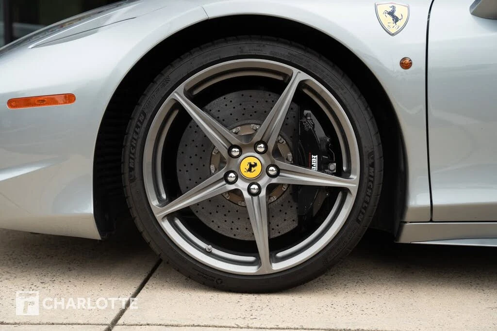 2011 Ferrari 458 Italia - Image 12 of 31