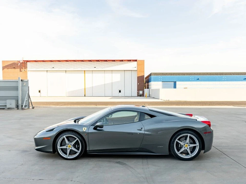 2011 Ferrari 458 Italia - Image 23 of 31