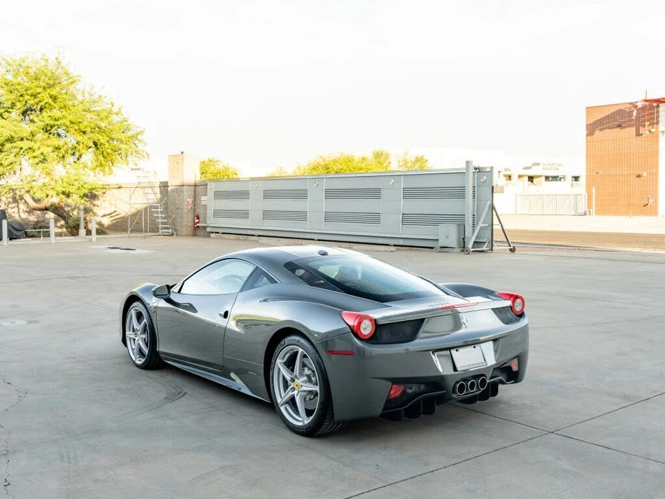 2011 Ferrari 458 Italia - Image 24 of 31