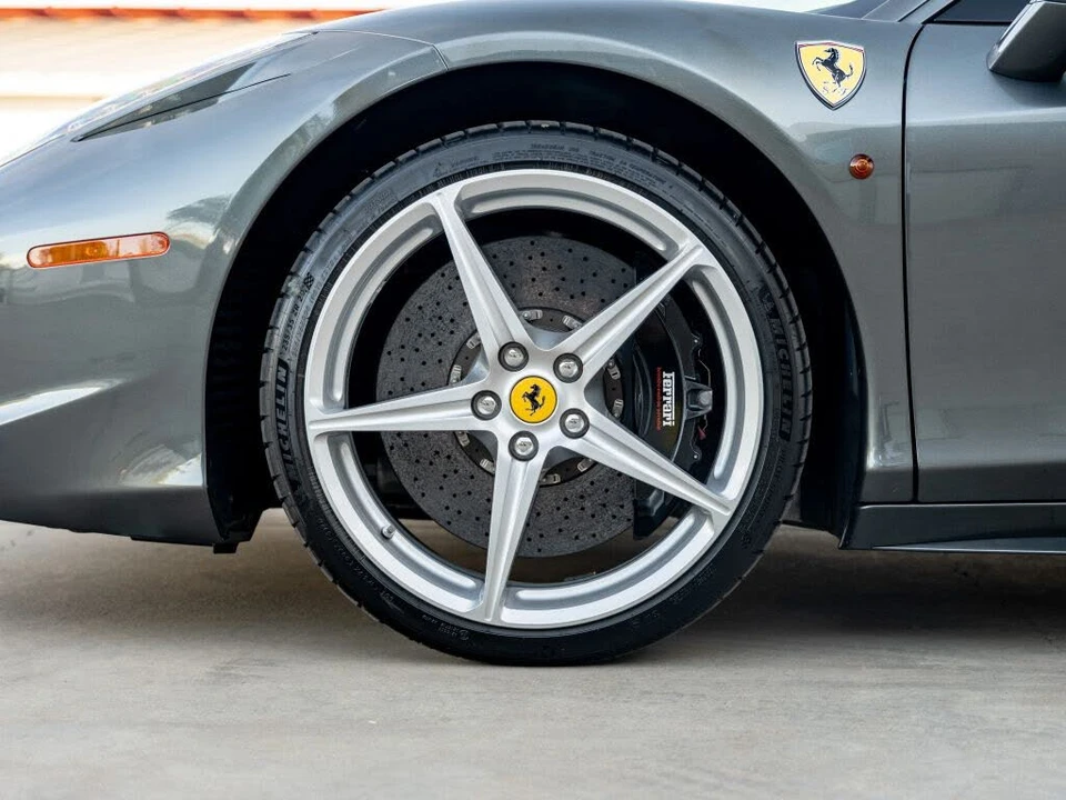 2011 Ferrari 458 Italia - Image 28 of 31