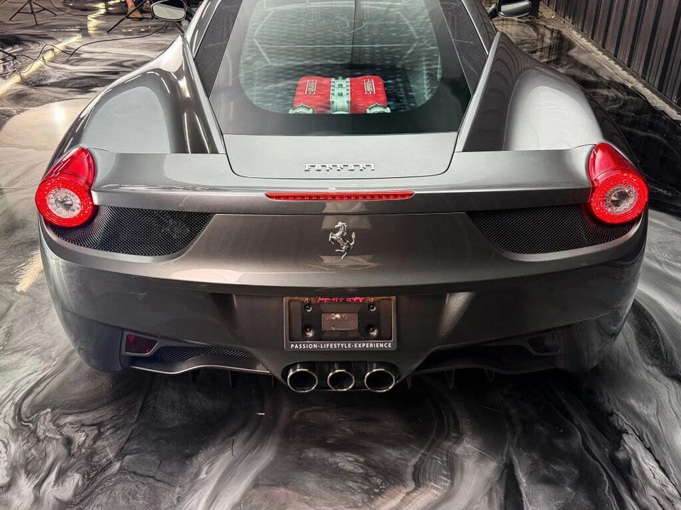 2011 Ferrari 458 Italia - Image 9 of 28