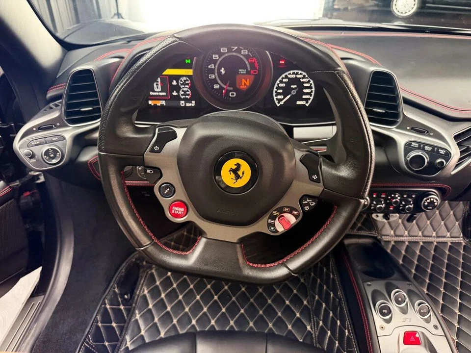 2011 Ferrari 458 Italia - Image 18 of 28