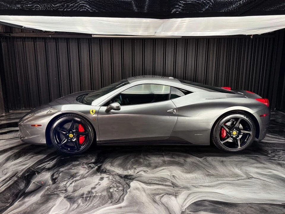 2011 Ferrari 458 Italia - Image 5 of 28